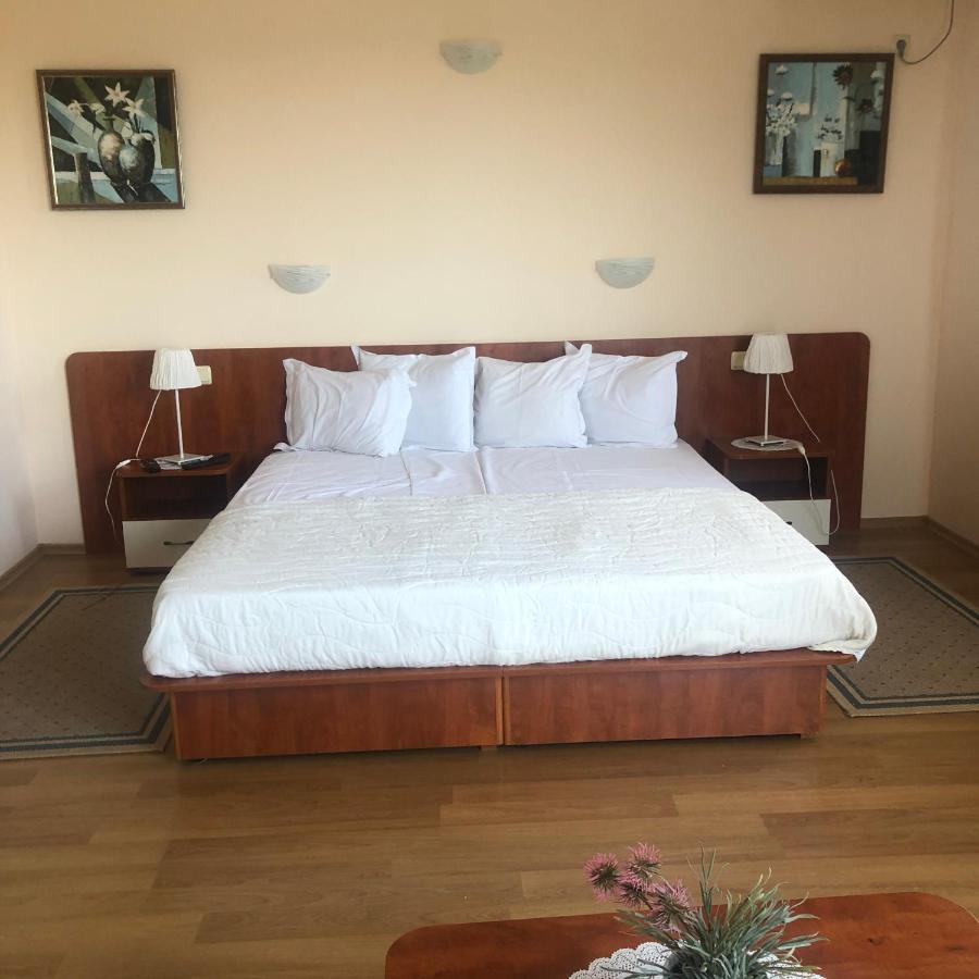 Guest House Golden Flake 4Km From Bolata Beach Bŭlgarevo Εξωτερικό φωτογραφία