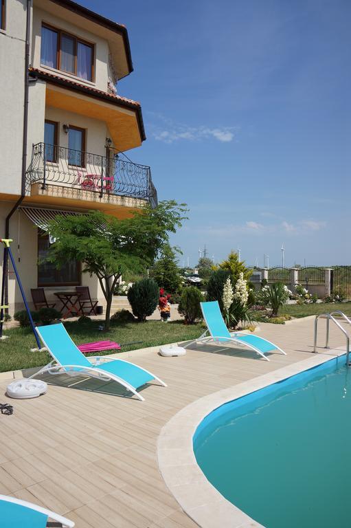 Guest House Golden Flake 4Km From Bolata Beach Bŭlgarevo Εξωτερικό φωτογραφία