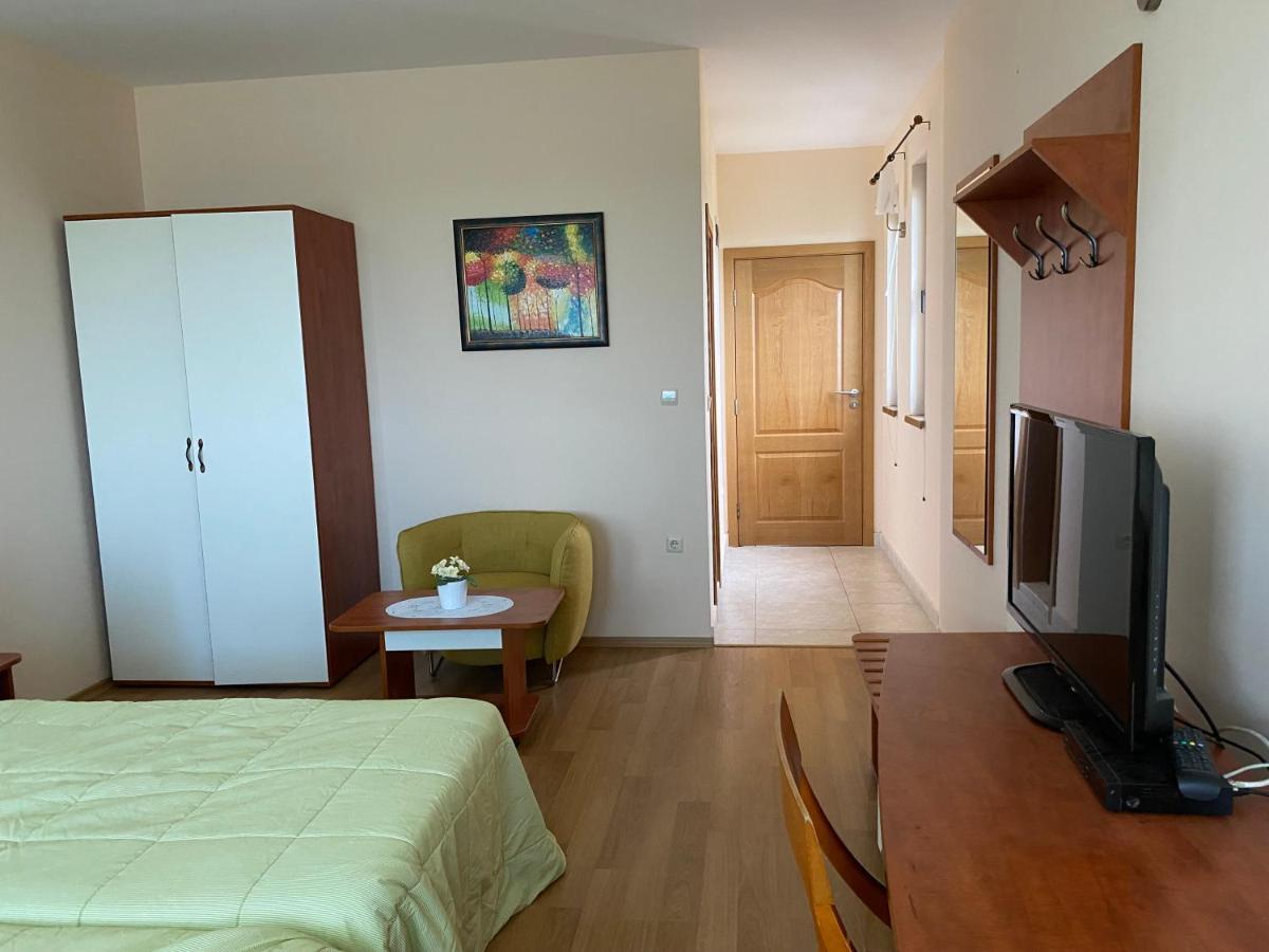 Guest House Golden Flake 4Km From Bolata Beach Bŭlgarevo Εξωτερικό φωτογραφία