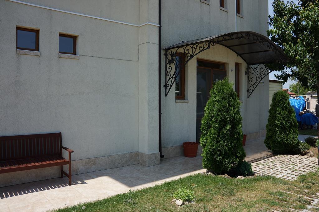 Guest House Golden Flake 4Km From Bolata Beach Bŭlgarevo Εξωτερικό φωτογραφία