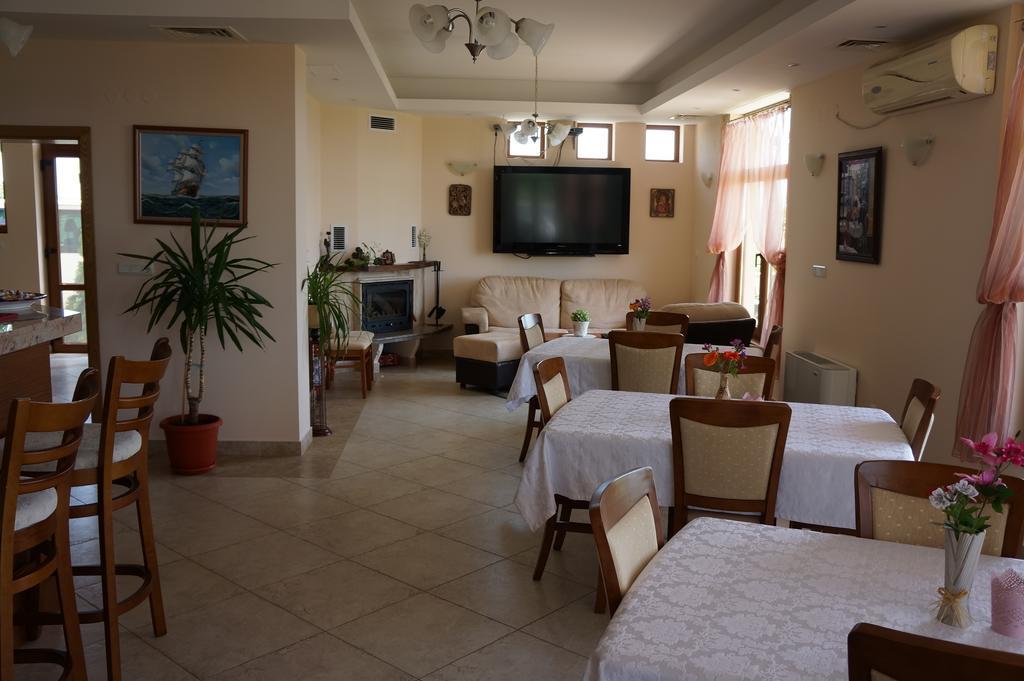 Guest House Golden Flake 4Km From Bolata Beach Bŭlgarevo Εξωτερικό φωτογραφία